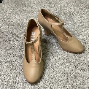 Bloch Chord Women's T-Strap 3 inch Tan Leather Character Shoes Dance Size 6.5